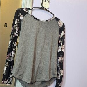 Floral Raglan Long-Sleeve Top - Gray with Black Floral Sleeves